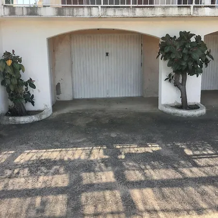 펜션 Maison Vue A Avec Terrasse Et Jardin Clos 루미오