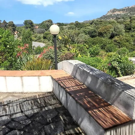 Maison Vue A Avec Terrasse Et Jardin Clos 펜션