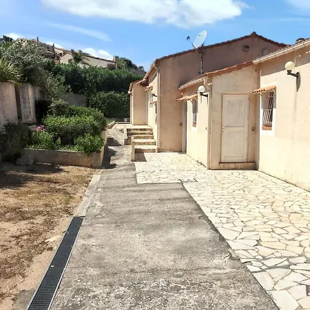 Maison Vue A Avec Terrasse Et Jardin Clos 펜션