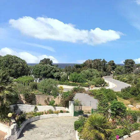 Maison Vue A Avec Terrasse Et Jardin Clos 루미오