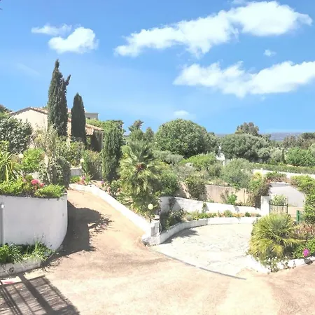 Maison Vue A Avec Terrasse Et Jardin Clos * Lumio (Corsica)