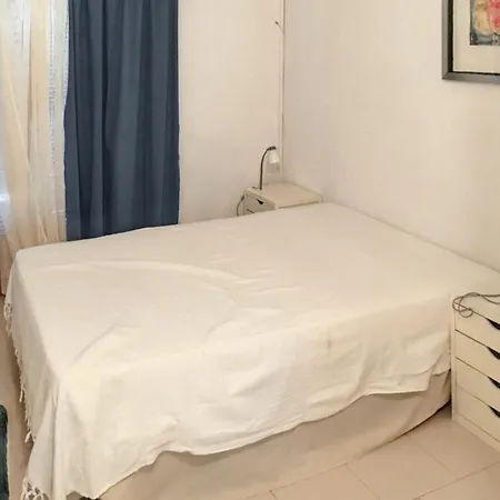 Maison Vue A Avec Terrasse Et Jardin Clos *