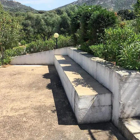 Maison Vue A Avec Terrasse Et Jardin Clos