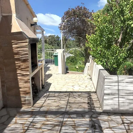 بيت للعطل Maison Vue A Avec Terrasse Et Jardin Clos لوميو