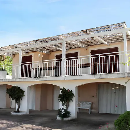 Maison Vue A Avec Terrasse Et Jardin Clos