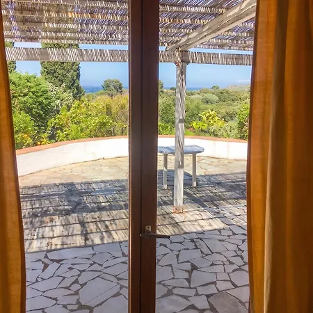 Prázdninový dům Maison Vue A Avec Terrasse Et Jardin Clos