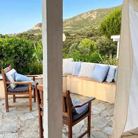 Maison Vue A Avec Terrasse Et Jardin Clos *