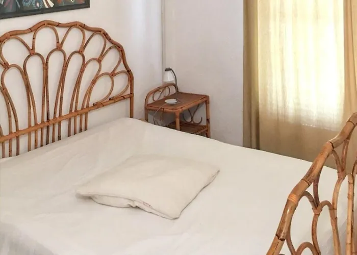 Holiday home Maison Vue A Avec Terrasse Et Jardin Clos *