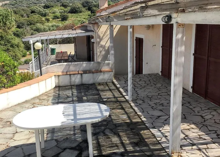 Maison Vue A Avec Terrasse Et Jardin Clos * Lumio (Corsica)