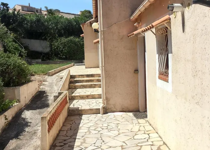 Vakantiehuis Maison Vue A Avec Terrasse Et Jardin Clos