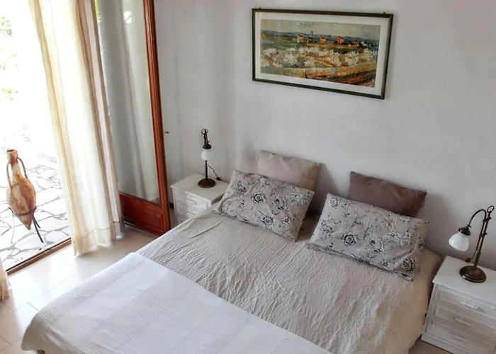 Maison Vue A Avec Terrasse Et Jardin Clos Holiday home *